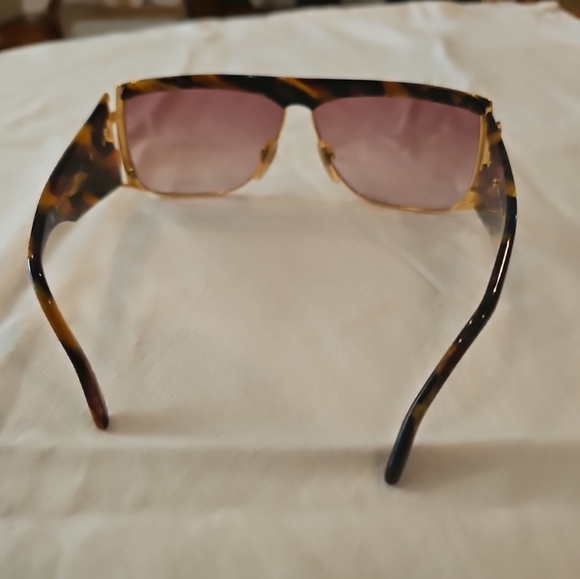 Vintage Givenchy Sunglasses - Picture 4 of 8